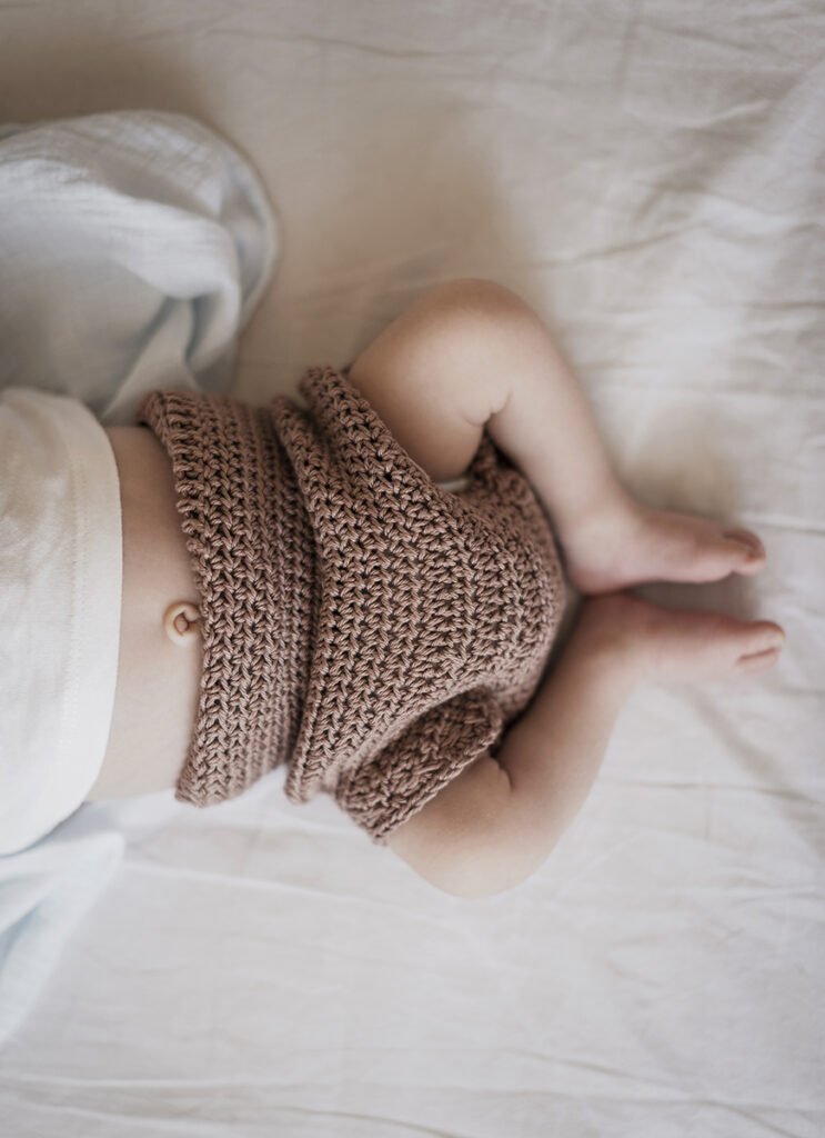 dettagli-mani-piedi-bimbo-nascita-primi-mesi-educazione-perinatale-educatrice-supporto-genitorialita-attiva-emotività-stress